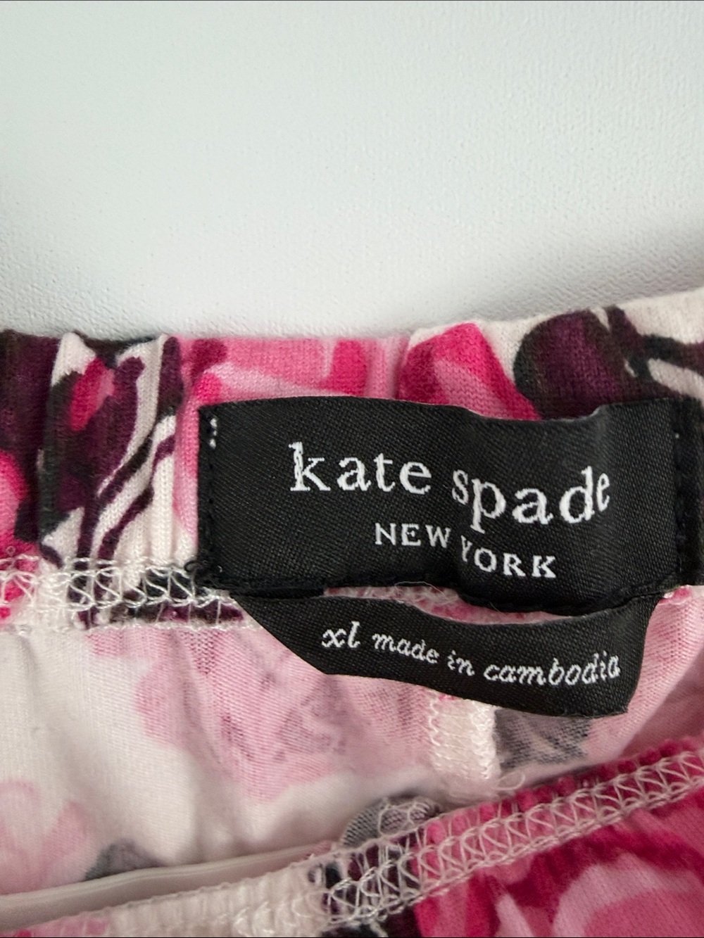 Kate Spade Pink Rose Floral Pajama Set Black Trim XL - Picture 10 of 11